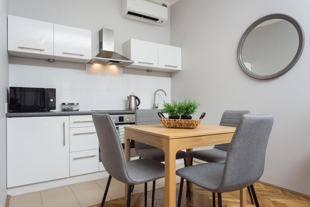 Barbican House Apartments Краков Экстерьер фото